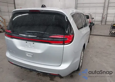 2024 Chrysler Pacifica Touring L from USA, damaged, VIN 2C4RC1BG2RR162875